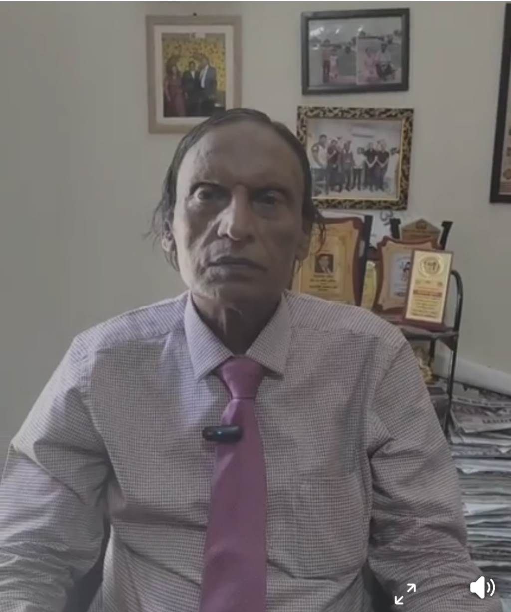 55 वर्षों से हास्य और व्यंग्य के जरिए लोगों को दे रहे मुस्कान हास्य कवि प्रेम सेठी